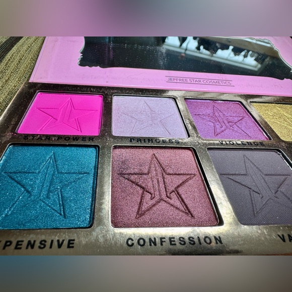 Jeffree Star Cosmetics Beauty Killer Palette. - Picture 4 of 8